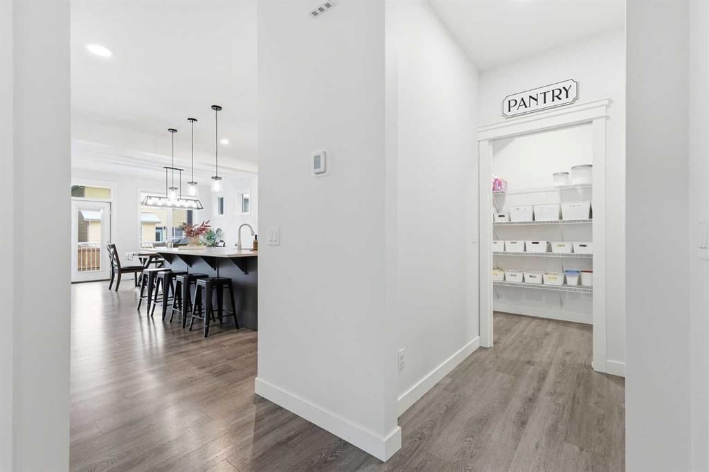 55 Hotchkiss Row SE, Calgary — photo 4 of 47