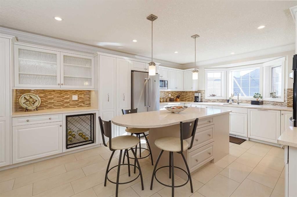 53 Prominence Path SW, Calgary — photo 5 of 31