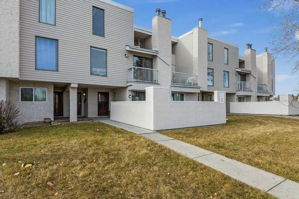 105, 3500 Varsity Drive NW, Calgary — main listing photo