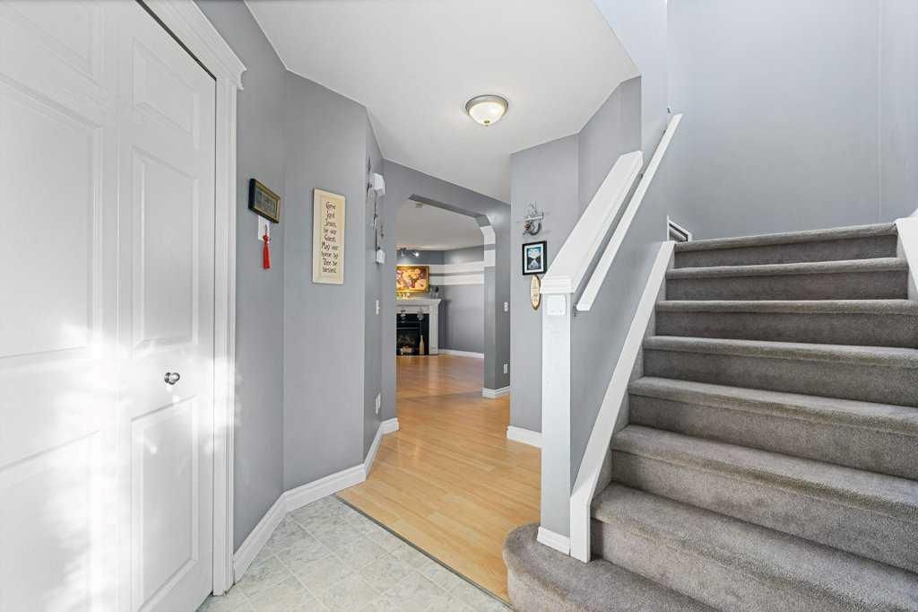 149 Martinvalley Crescent NE, Calgary — photo 3 of 42