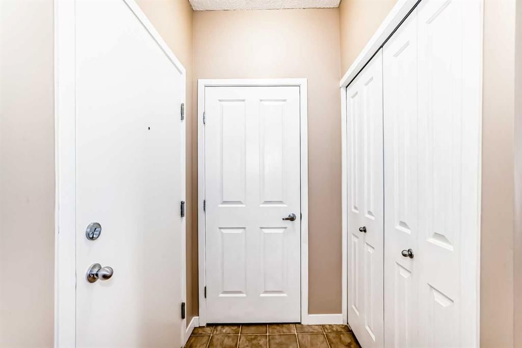 2115, 1140 Taradale Drive NE, Calgary — photo 4 of 28