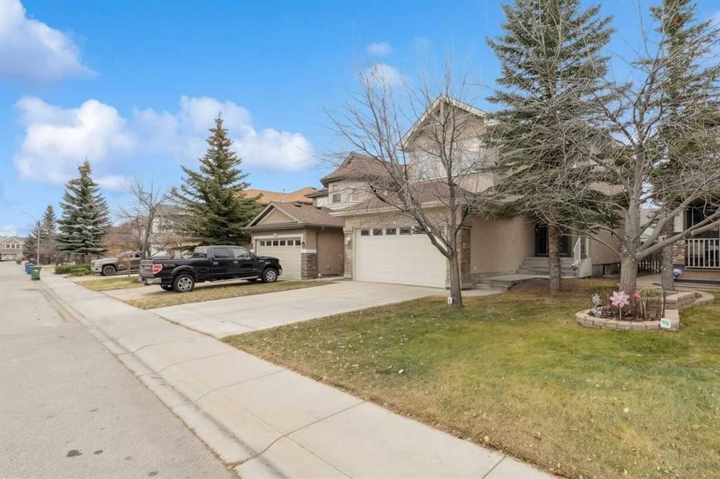146 Everwillow Close SW, Calgary — photo 2 of 48