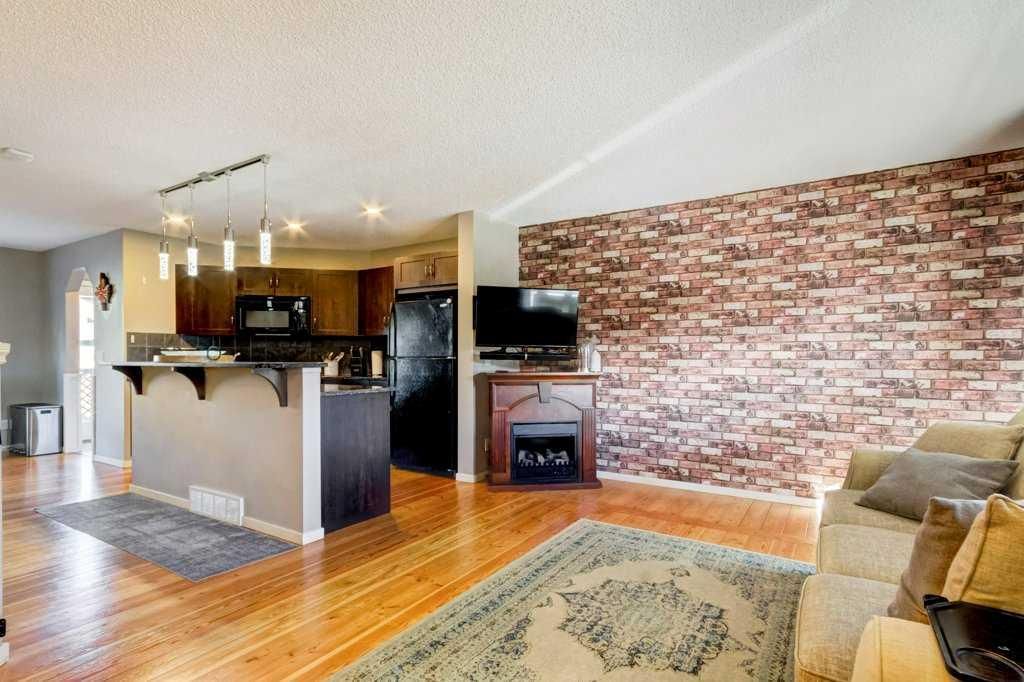 107 Walden Terrace SE, Calgary — photo 2 of 34