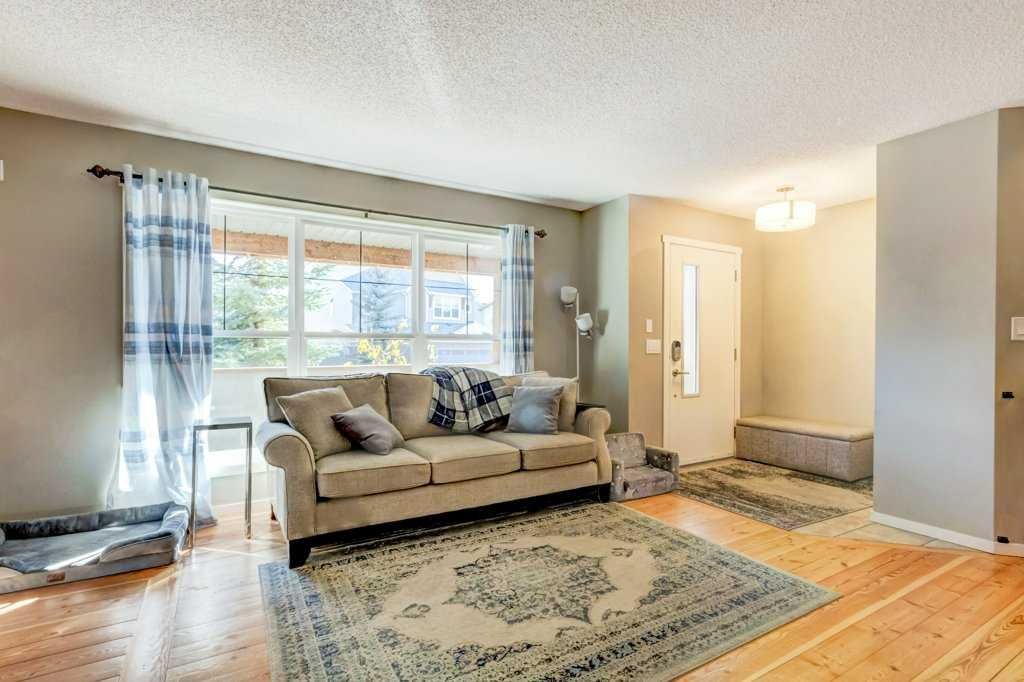 107 Walden Terrace SE, Calgary — photo 5 of 34