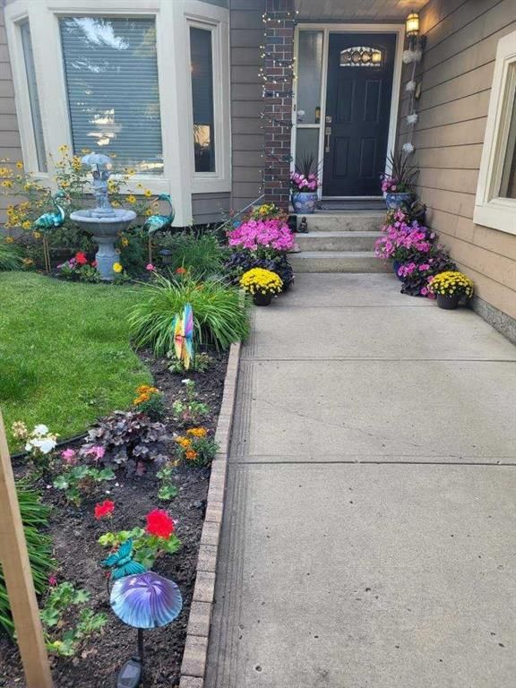 588 Sunmills Drive SE, Calgary — photo 2 of 44