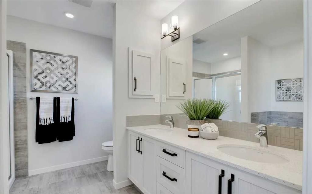89 Creekstone Grove SW, Calgary — photo 5 of 9