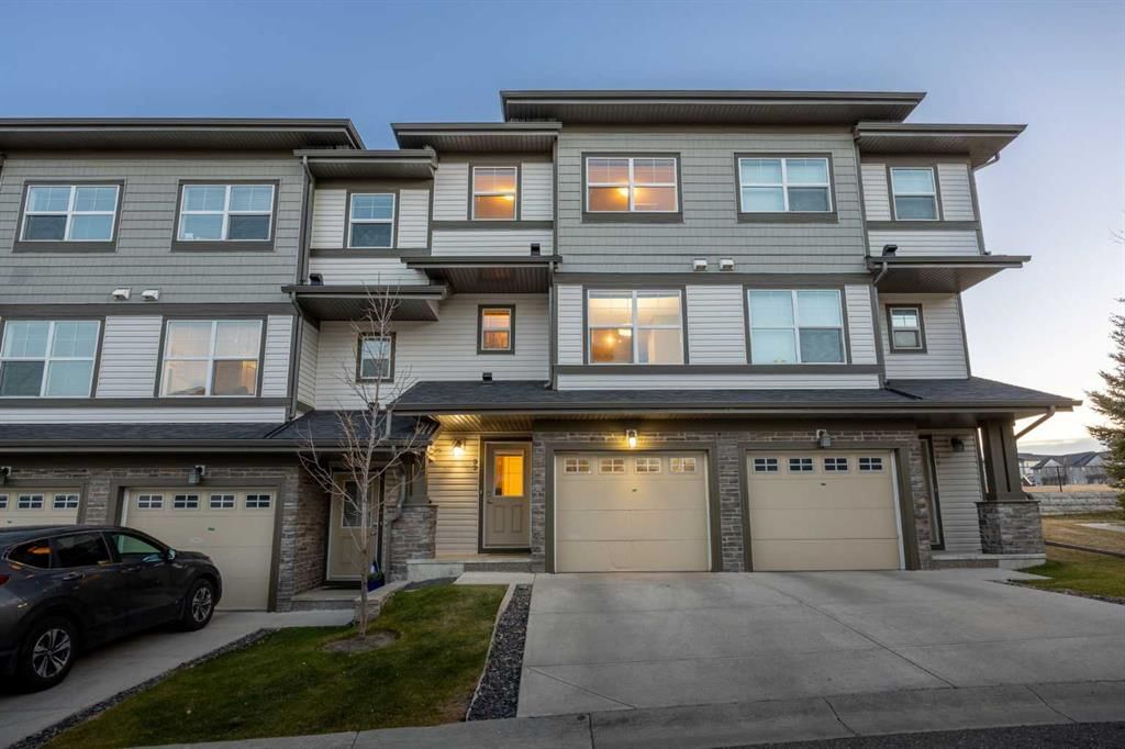 82 Panatella Road NW, Calgary — main listing photo