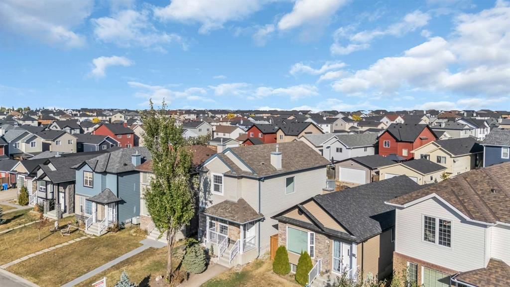 26 Saddlemont Road NE, Calgary — photo 3 of 44
