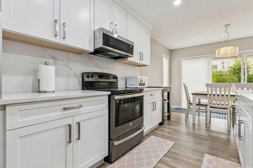 167 Panamount Heights NW, Calgary — photo 5 of 32