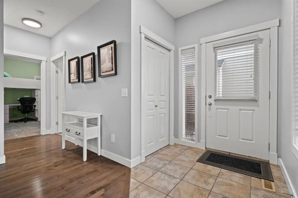301, 281 Cougar Ridge Drive SW, Calgary — photo 5 of 41