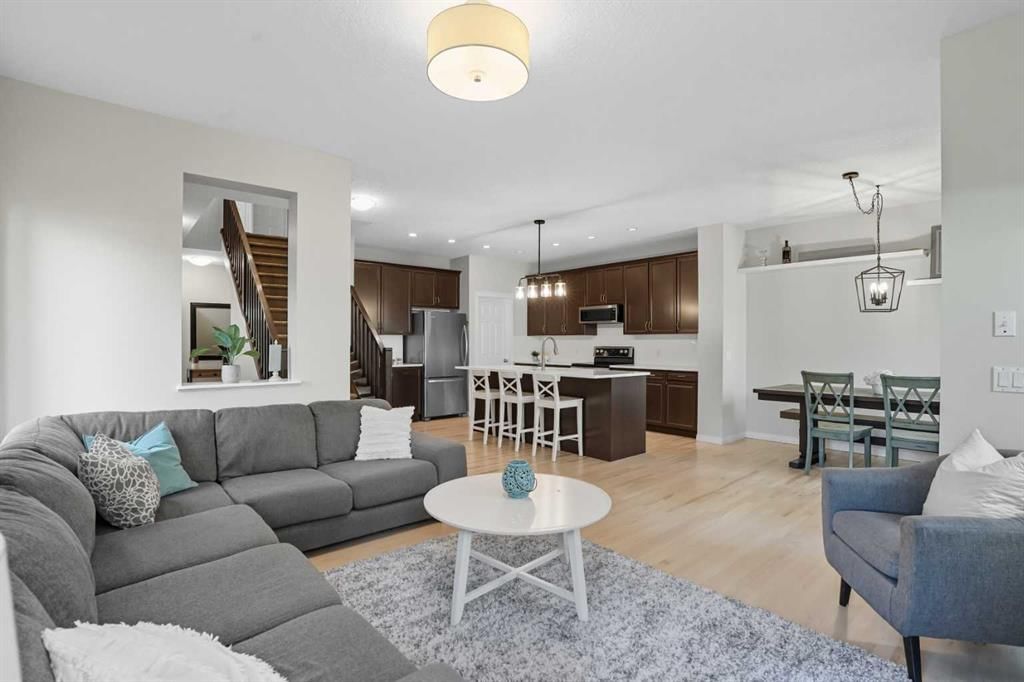237 Kincora Glen Rise NW, Calgary — photo 5 of 49