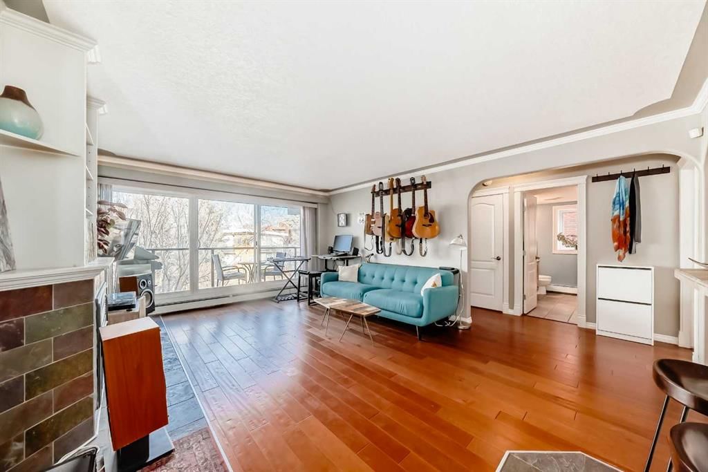 301, 343 4 Avenue NE, Calgary — main listing photo