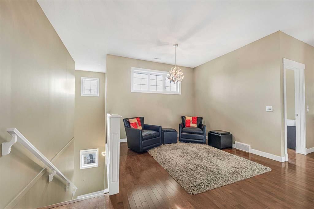 1302, 8000 Wentworth Drive SW, Calgary — photo 4 of 30