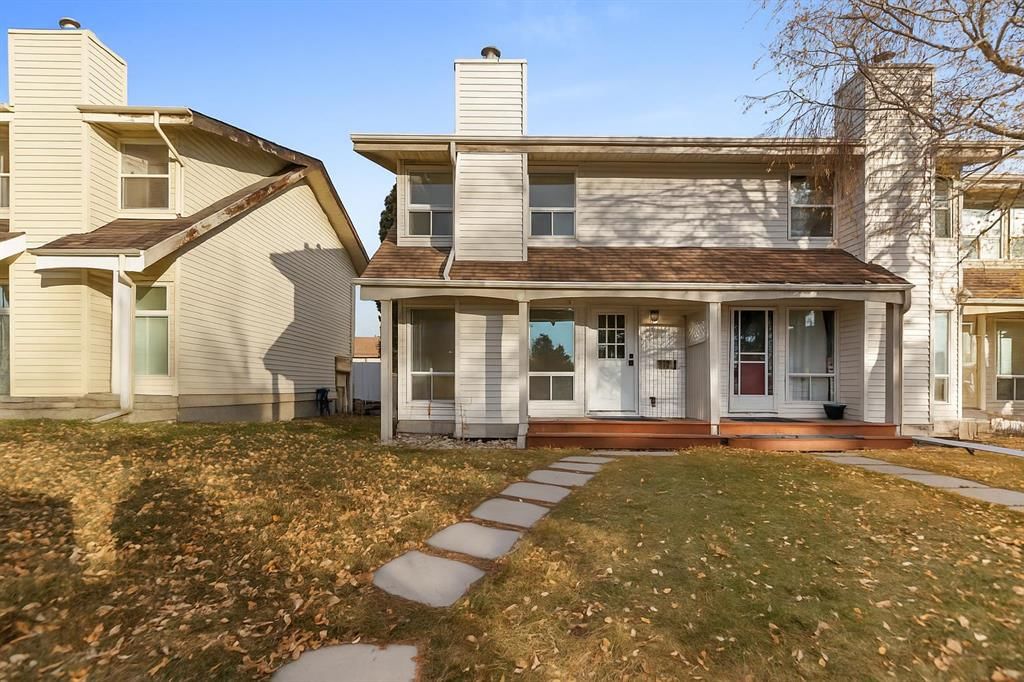 14 woodhill Road SW, Calgary — main listing photo