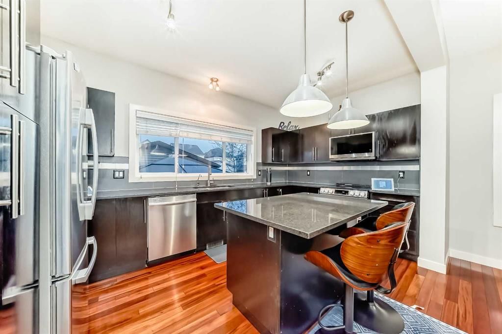 150 Copperpond Heights SE, Calgary — photo 5 of 50