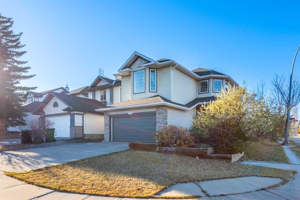 25 Hidden Valley Manor NW, Calgary — photo 2 of 41