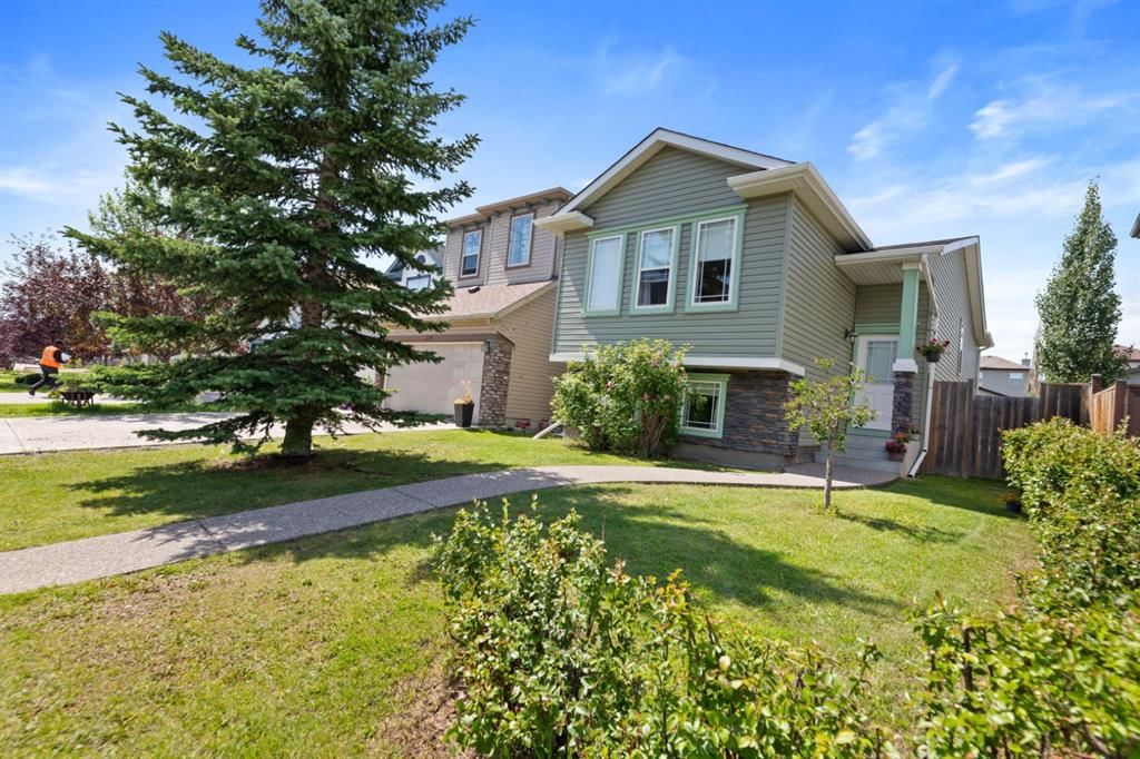 232 Covebrook Close NE, Calgary — photo 2 of 33