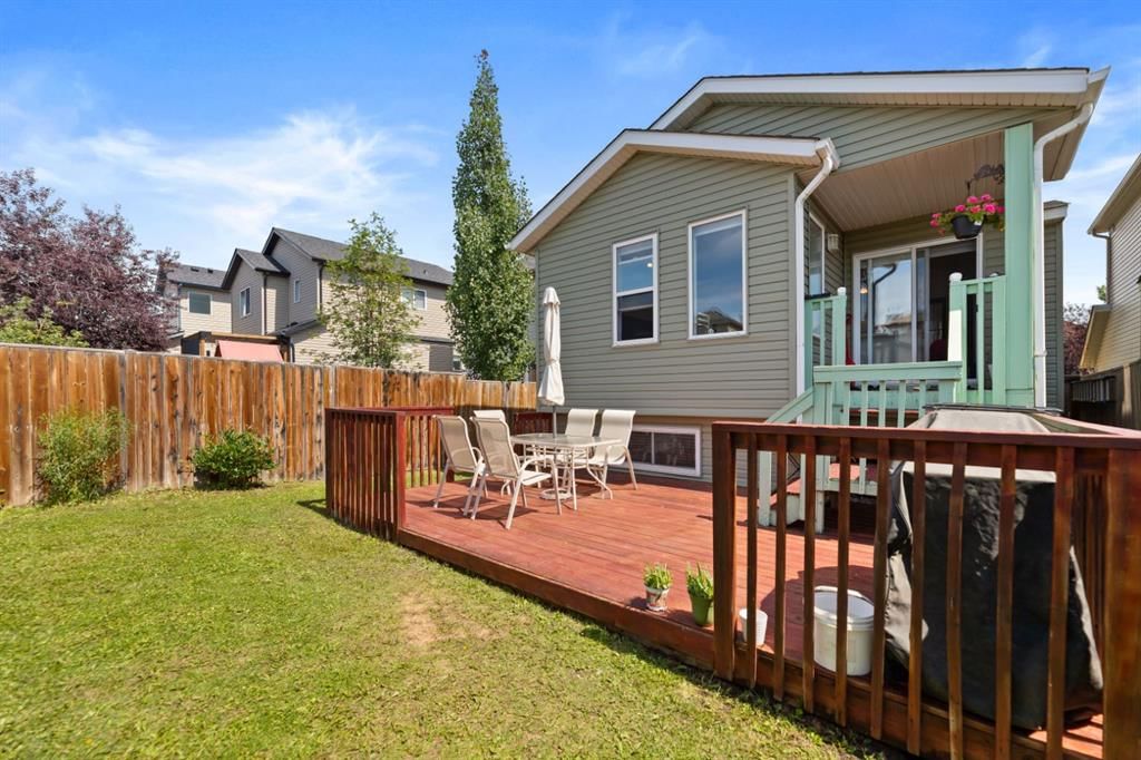 232 Covebrook Close NE, Calgary — photo 5 of 33