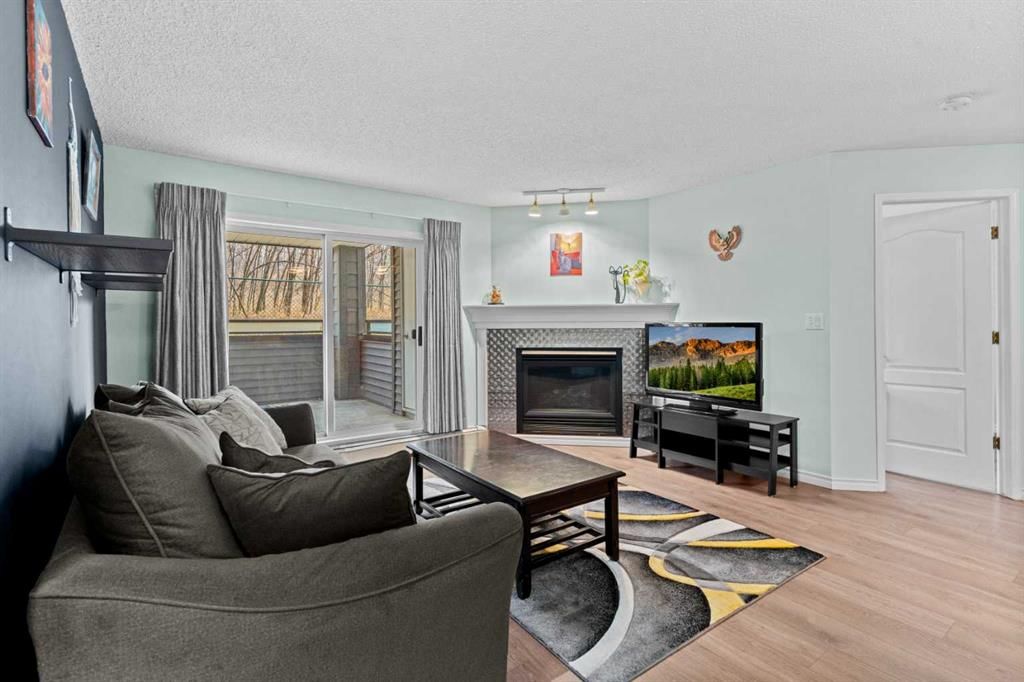 111, 20 Sierra Morena Mews SW, Calgary — main listing photo