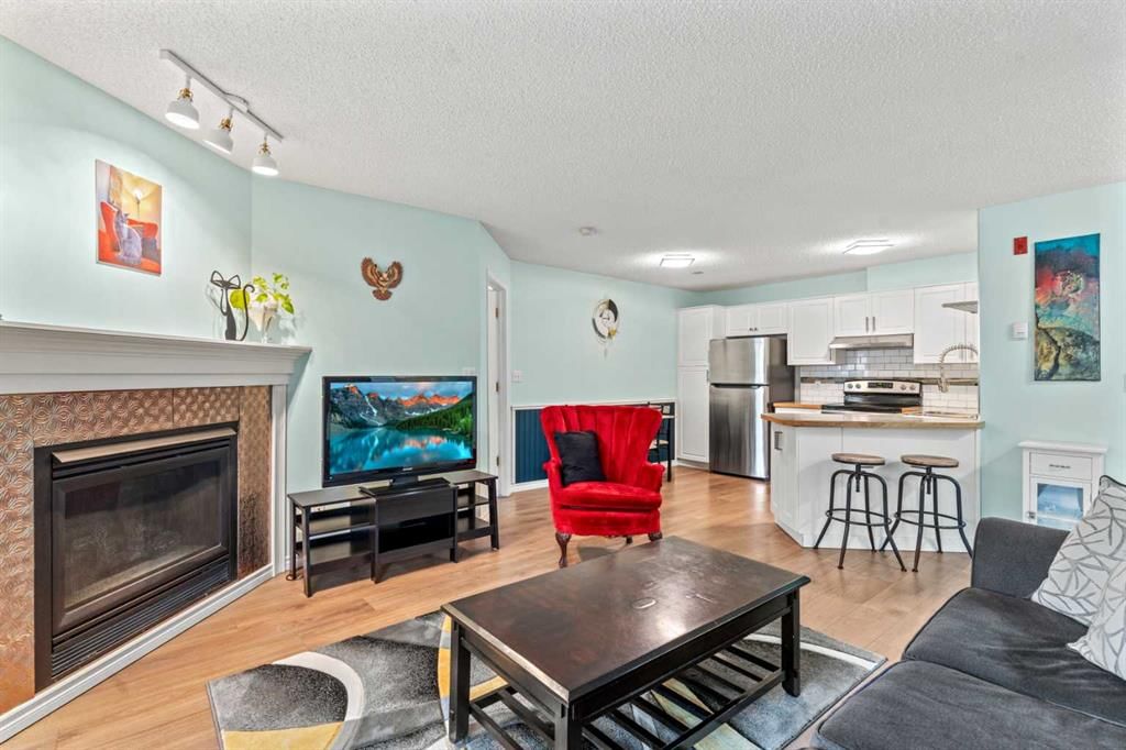 111, 20 Sierra Morena Mews SW, Calgary — photo 5 of 28