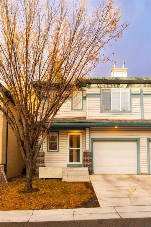 24 Hidden Creek Rise NW, Calgary — photo 2 of 26