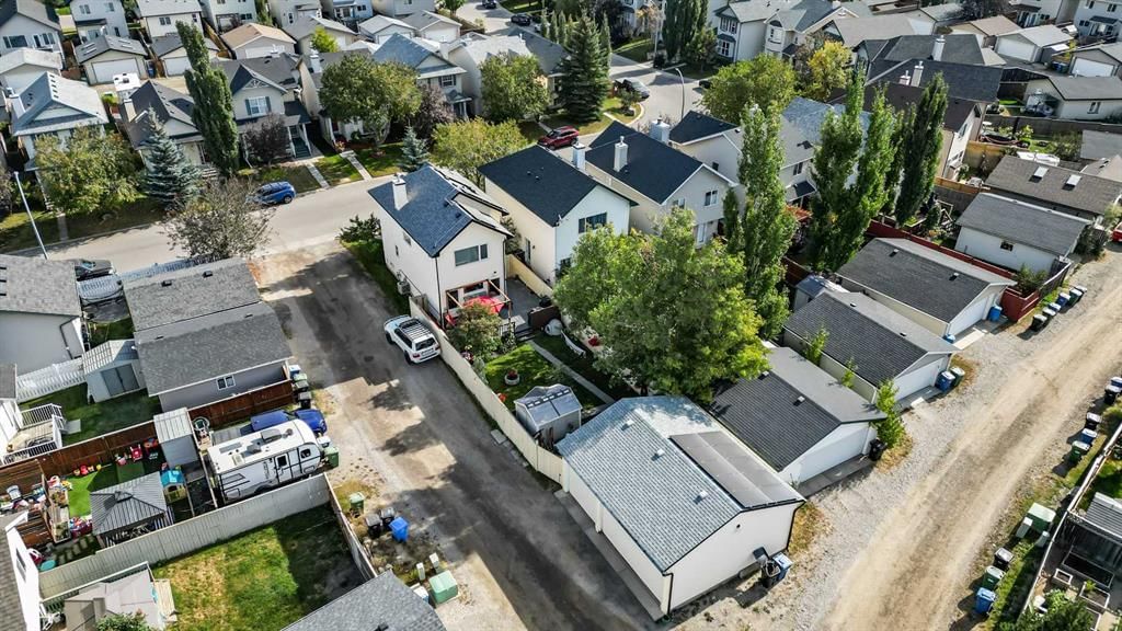 294 Cramond Circle SE, Calgary — main listing photo