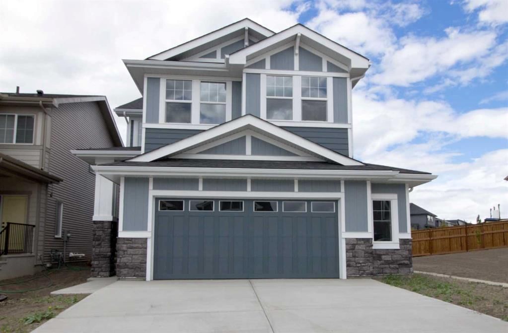 63 Sunrise Heath, Cochrane — photo 3 of 32