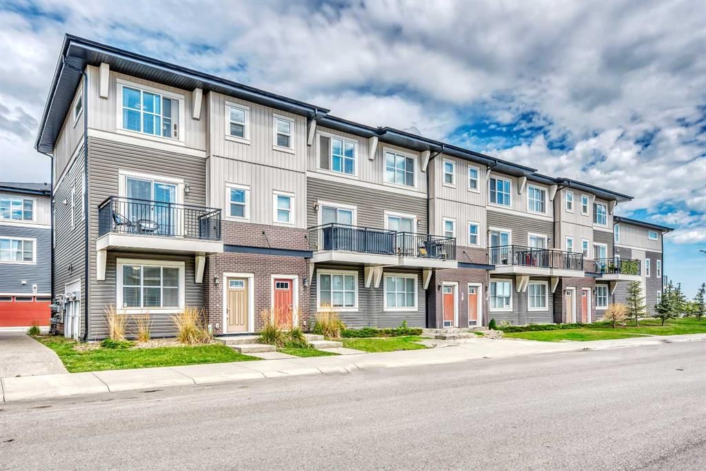 90 Cornerstone Manor, Calgary — main listing photo