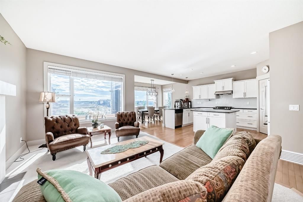 139 St Moritz Terrace, Calgary — photo 3 of 26