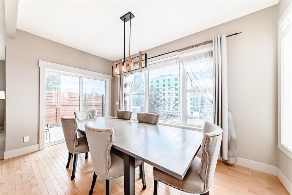 139 St Moritz Terrace, Calgary — photo 5 of 26