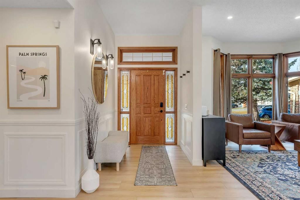 42 Douglas Woods Way SE, Calgary — photo 2 of 46