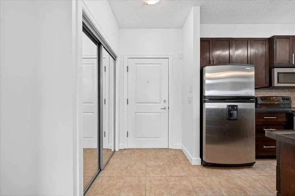 103, 88 Arbour Lake Road NW, Calgary — photo 5 of 43