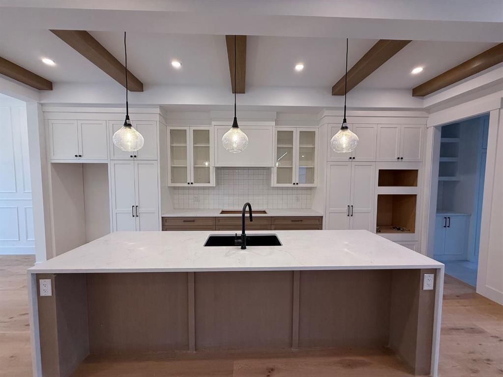 3511 42 Street SW, Calgary — photo 2 of 45