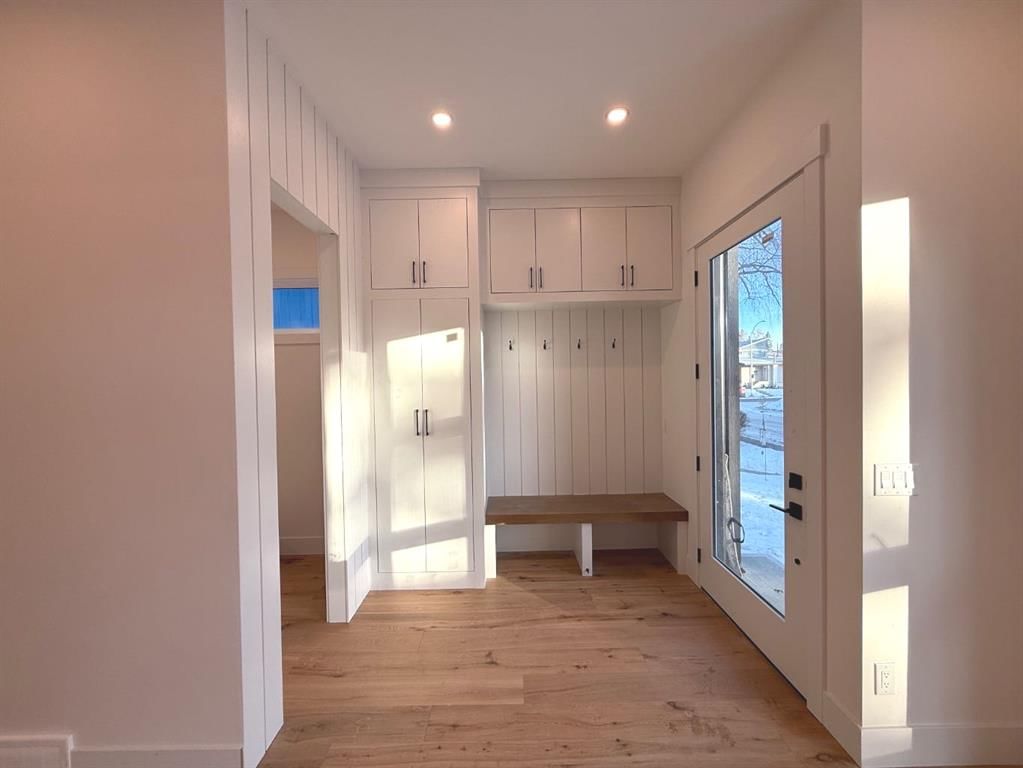 3511 42 Street SW, Calgary — photo 5 of 45