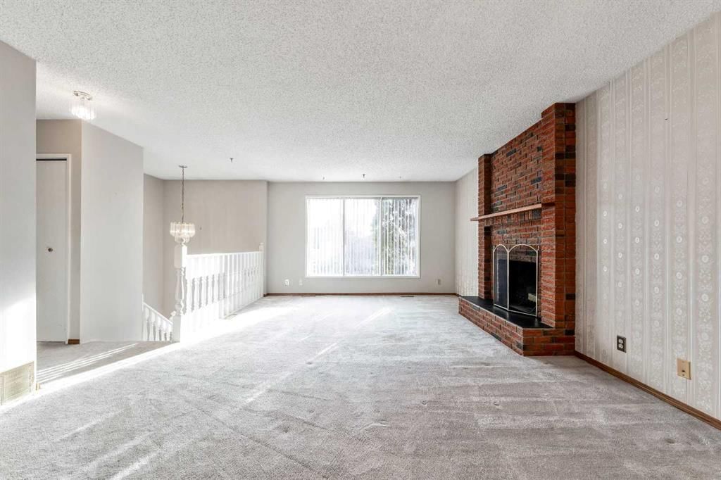 24 Templeson Road NE, Calgary — photo 3 of 22
