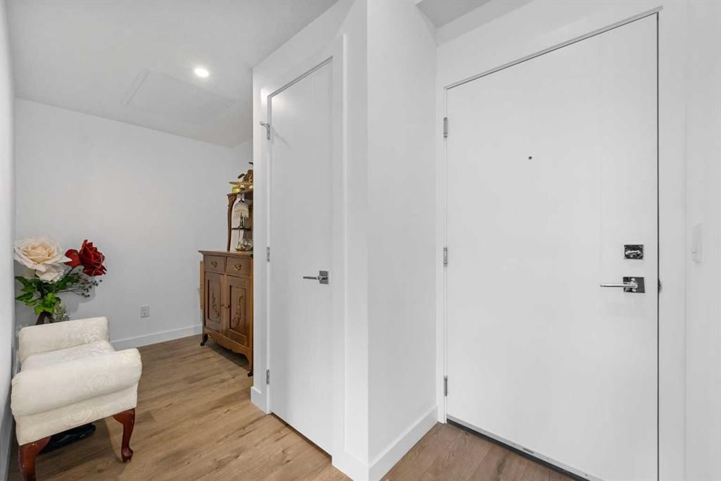 3405, 111 Wolf Creek Drive SE, Calgary — photo 4 of 37