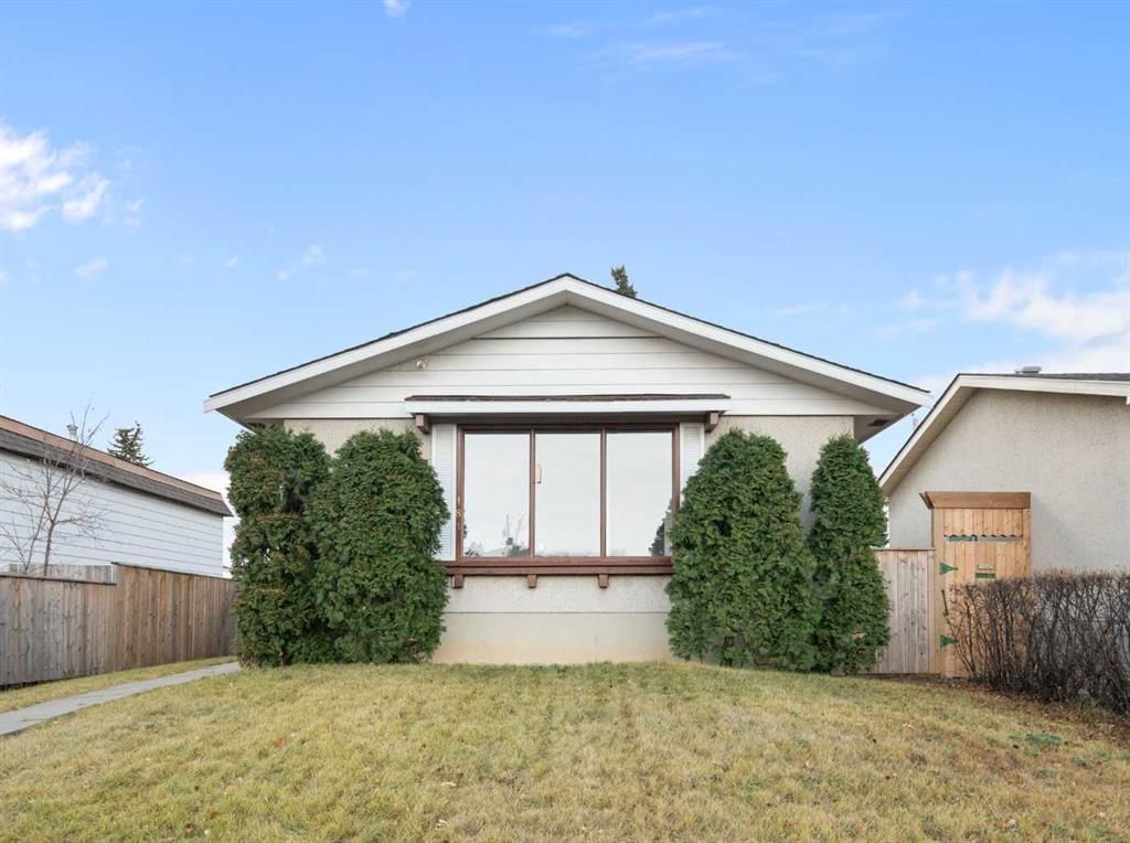 181 Dovercliffe Close SE, Calgary — main listing photo
