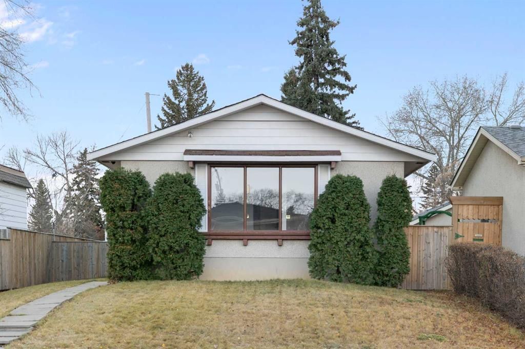 181 Dovercliffe Close SE, Calgary — photo 2 of 32