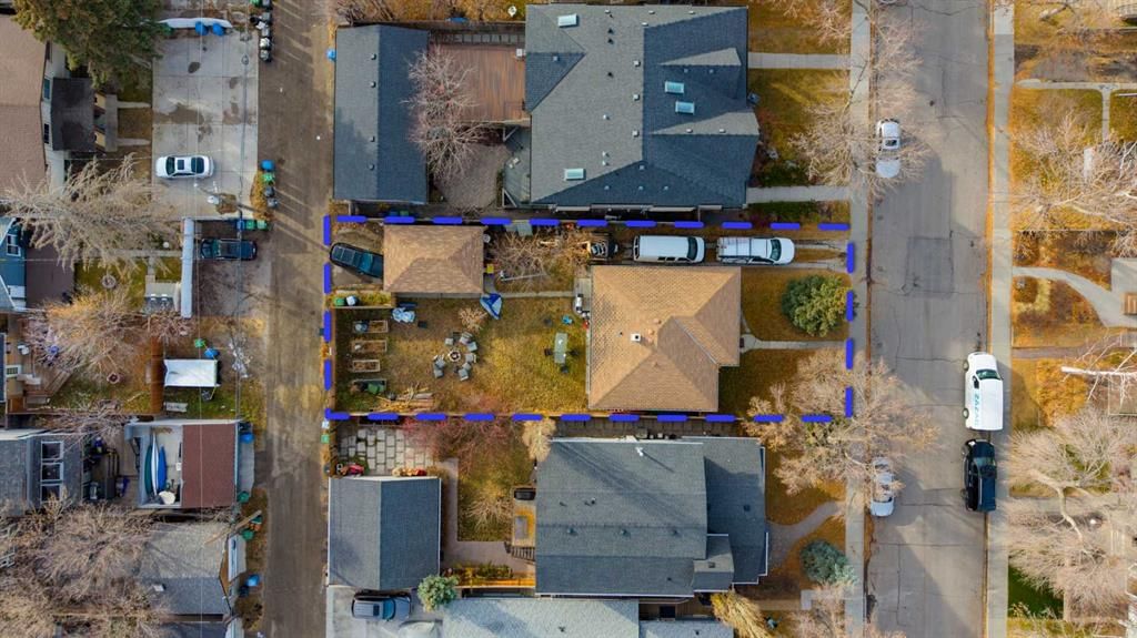 1429 22 Avenue NW, Calgary — photo 2 of 8