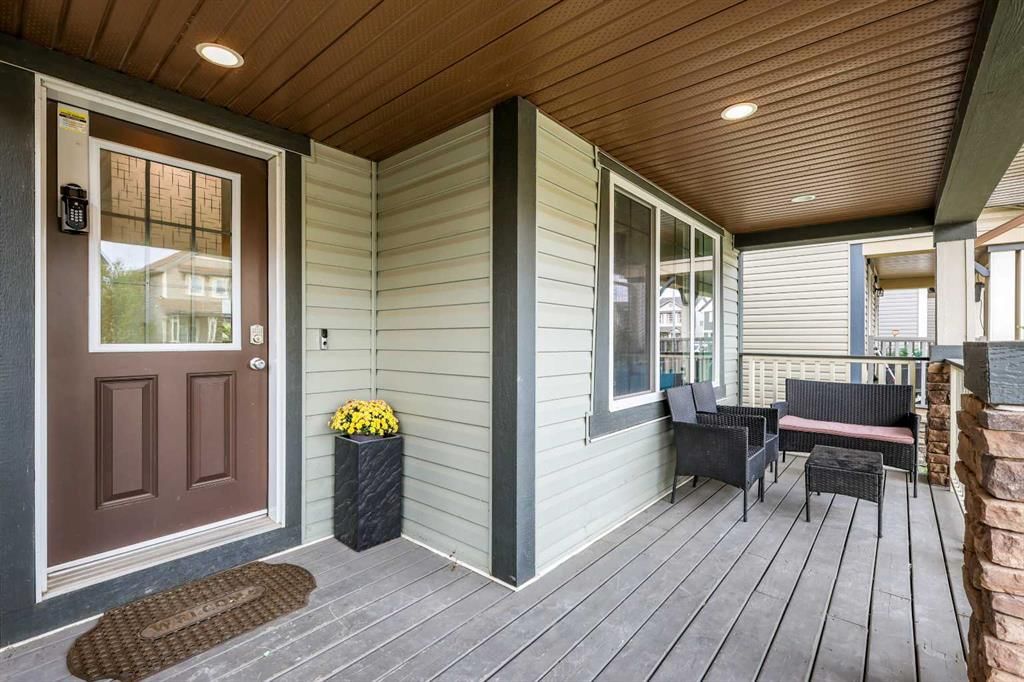 160 Copperpond Rise SE, Calgary — photo 3 of 50