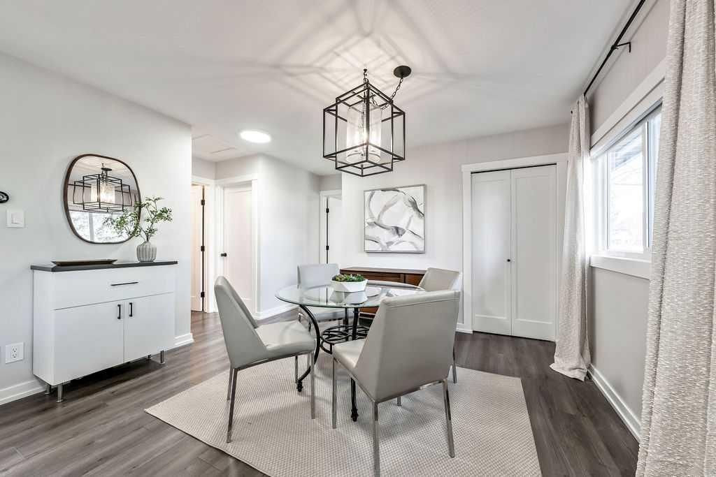 121 Hanover Road SW, Calgary — photo 4 of 48