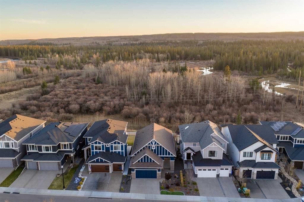 232 Discovery Drive SW, Calgary — photo 4 of 50