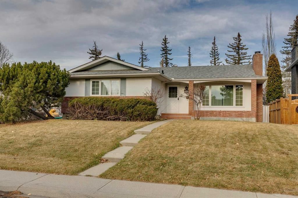 916 Mapledale Place SE, Calgary — photo 2 of 50