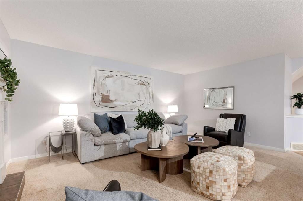 120 New Brighton Lane SE, Calgary — photo 5 of 44