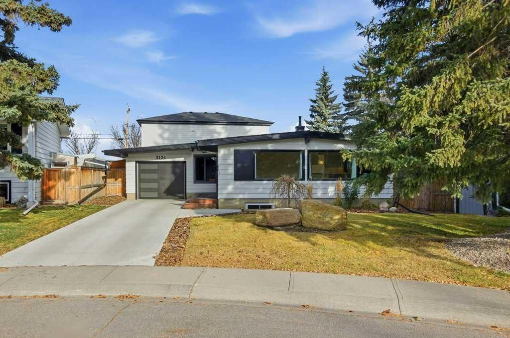 3124 Leduc Crescent SW, Calgary — photo 4 of 43