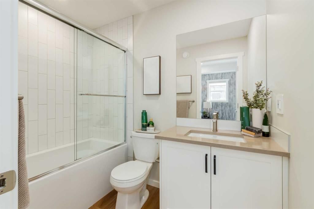 617 Savanna Drive NE, Calgary — photo 5 of 13