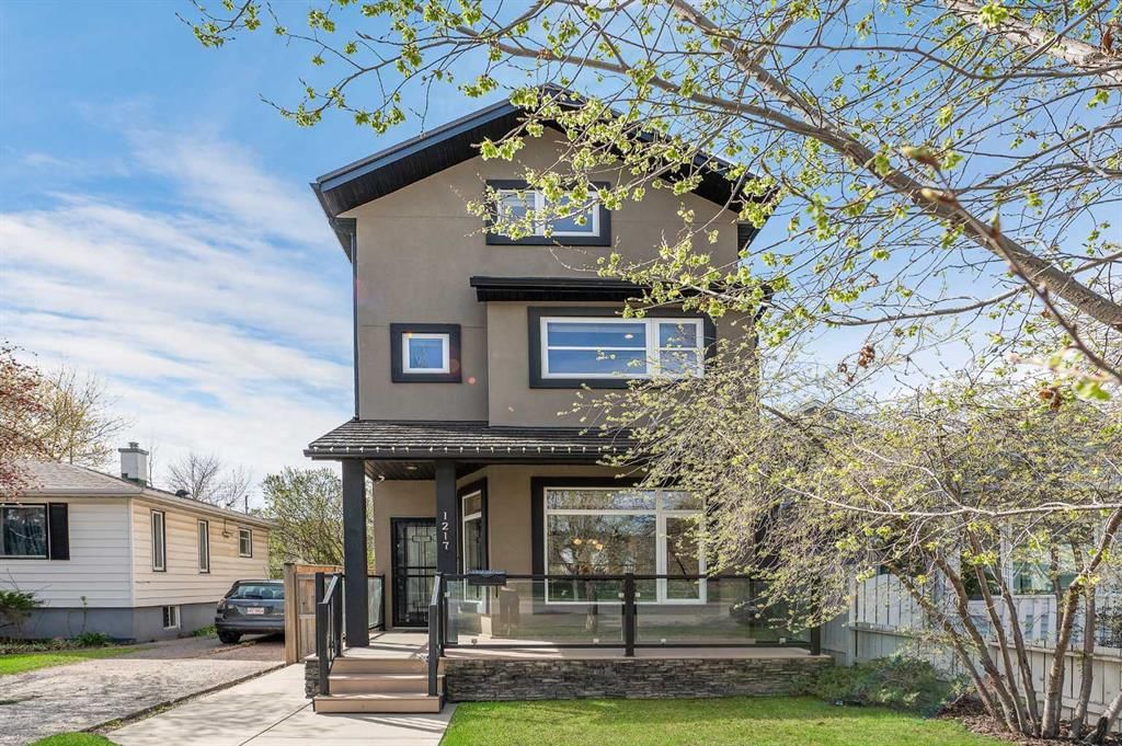 1217 18 Avenue NW, Calgary — main listing photo
