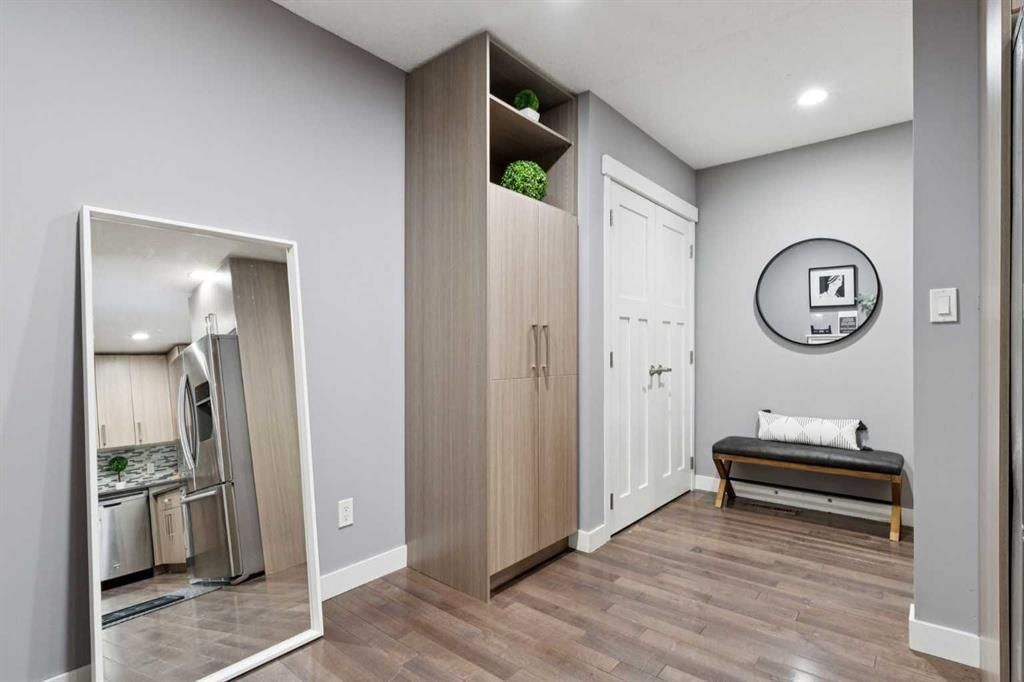 15, 803 Varsity Estates Drive NW, Calgary — photo 4 of 32