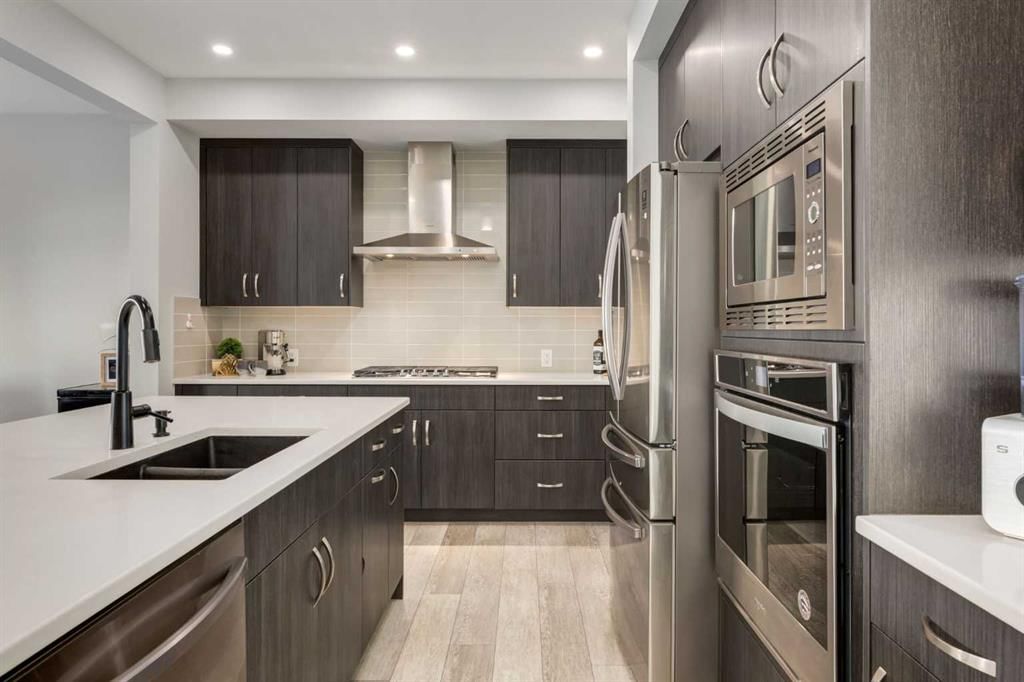 57 Evansfield Gate NW, Calgary — photo 3 of 50