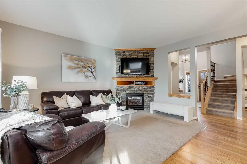 42 Panorama Hills Road NW, Calgary — photo 5 of 47